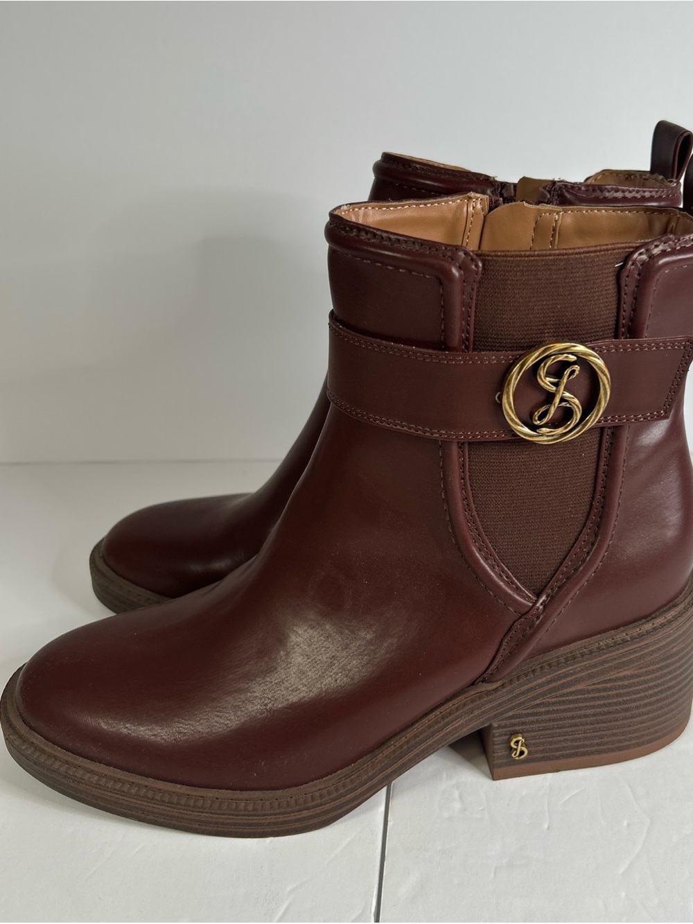 Sam and Libby faux leather brown boots 9 suede liner stacked heel round toe zip